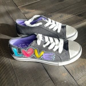 Beautiful cute handmade converse sneakers size 3 ..silver on back & front… LOVE